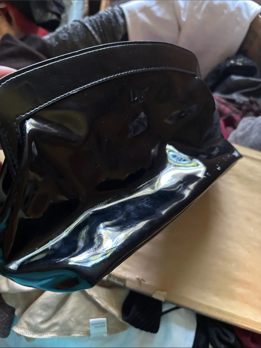Flash Sale 🎉Dior Black Patent Leather Makeup Clutch - immaculate Red Interior